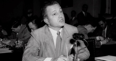 爱德华·迪麦特雷克的写真