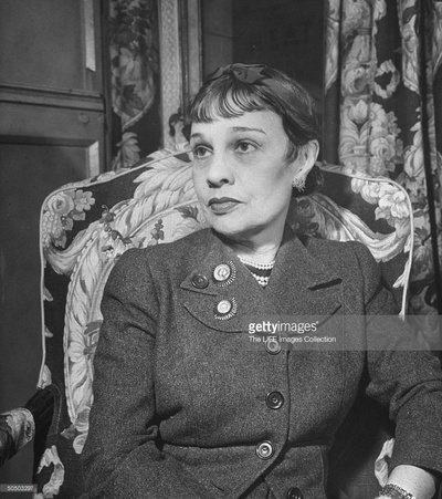 安尼塔·卢斯的写真