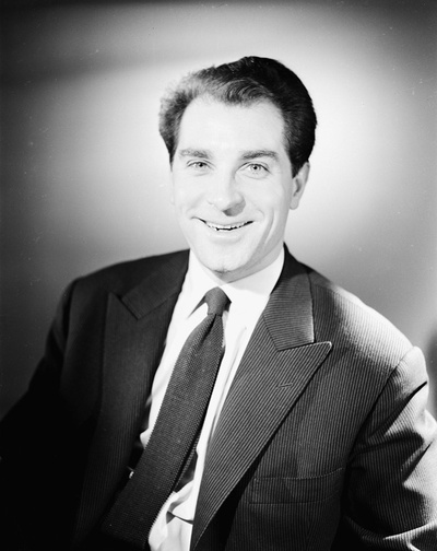 让·普瓦雷的写真