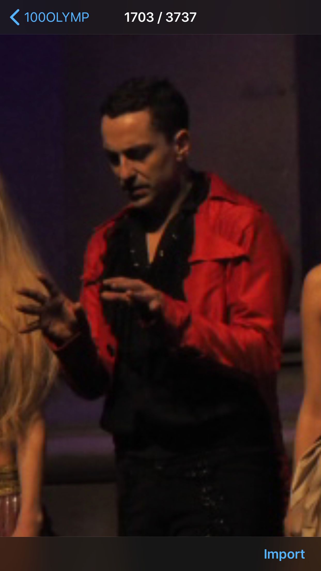 马斯·贝尔西托的写真