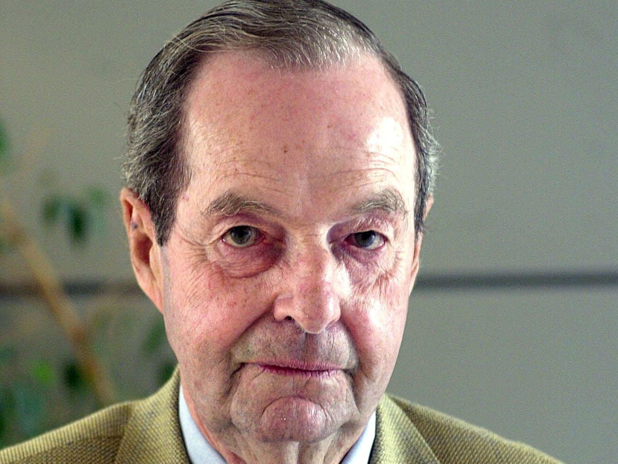 盖伊·汉弥尔顿的写真