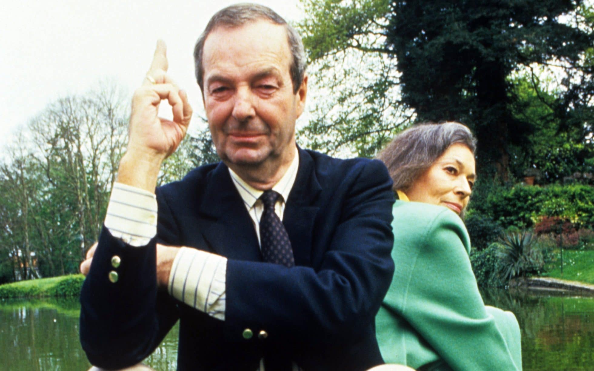 盖伊·汉弥尔顿的写真