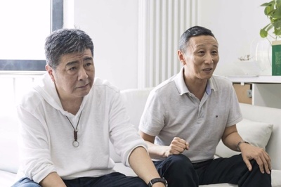 江海洋的写真-《大轰炸》导演萧锋（...