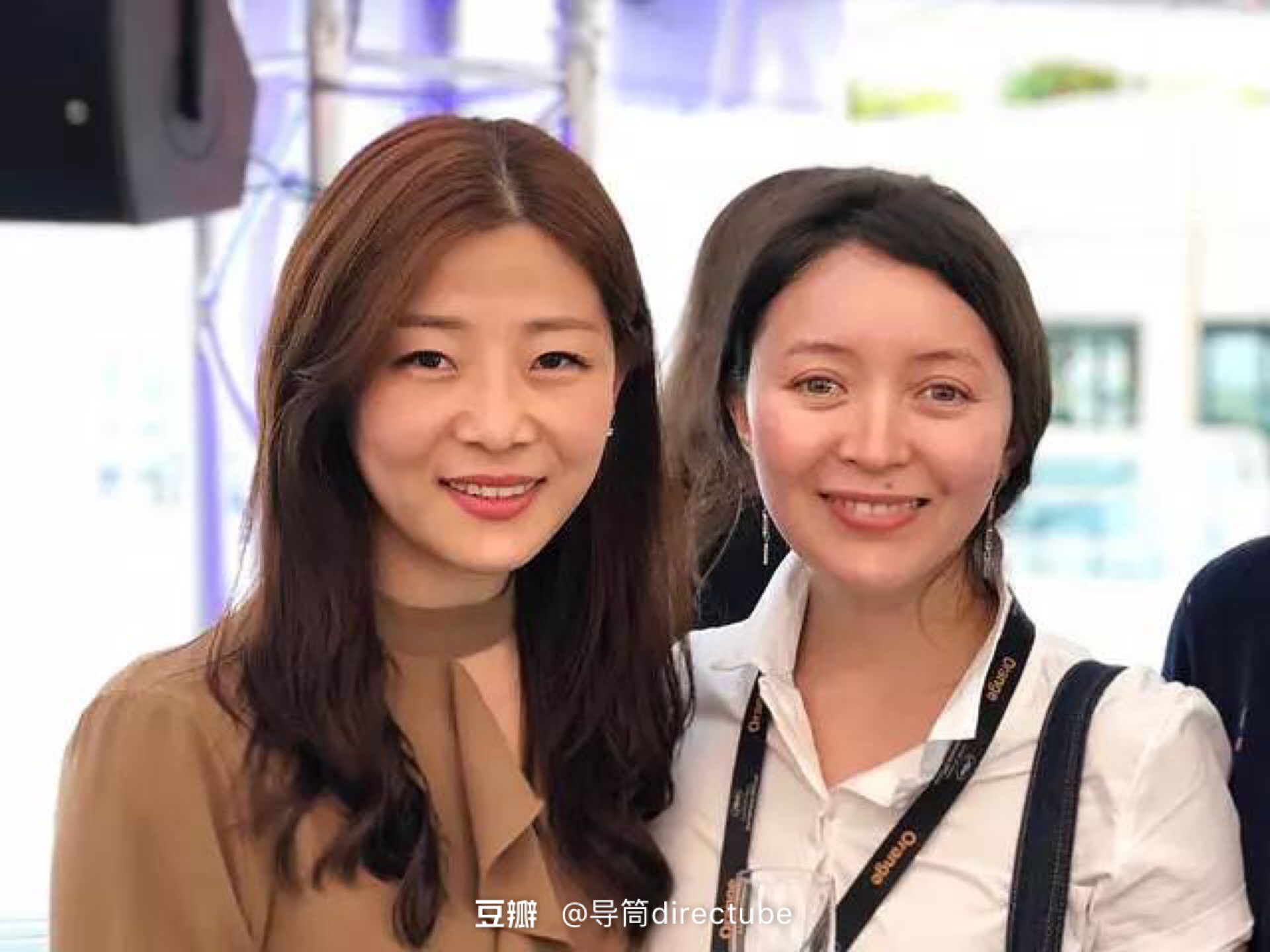 萨玛尔·叶斯利亚莫娃的写真