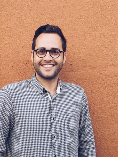 迈克·武卡迪诺维奇的写真