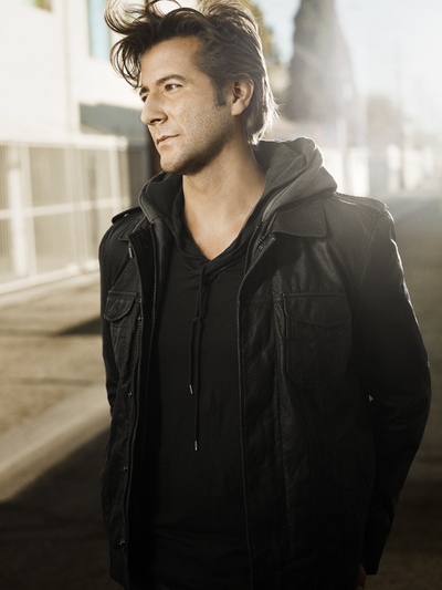 亨利·伊安·库斯克的写真