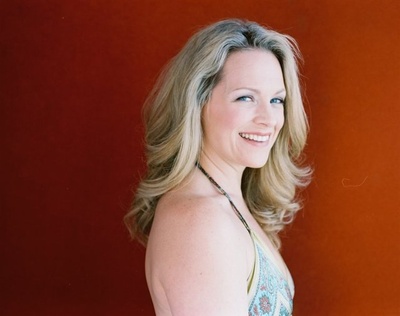 史蒂芬·穆尔的写真-木耳