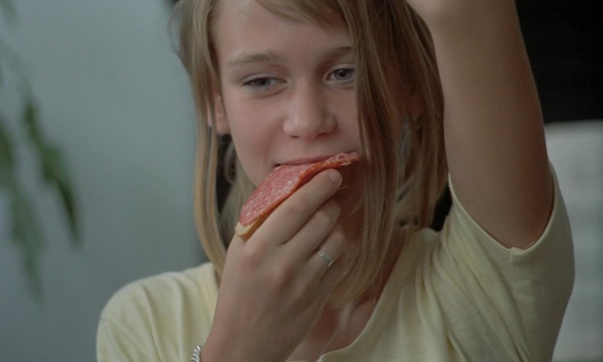 安-索菲耶·许林的写真