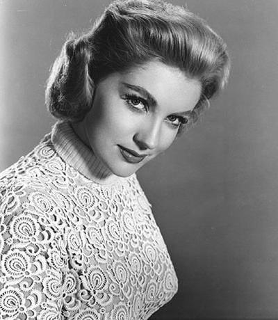 琼·欧布伦的写真