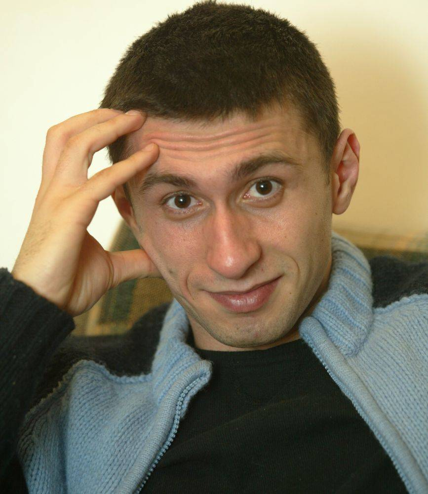 德拉戈什·布库尔的写真