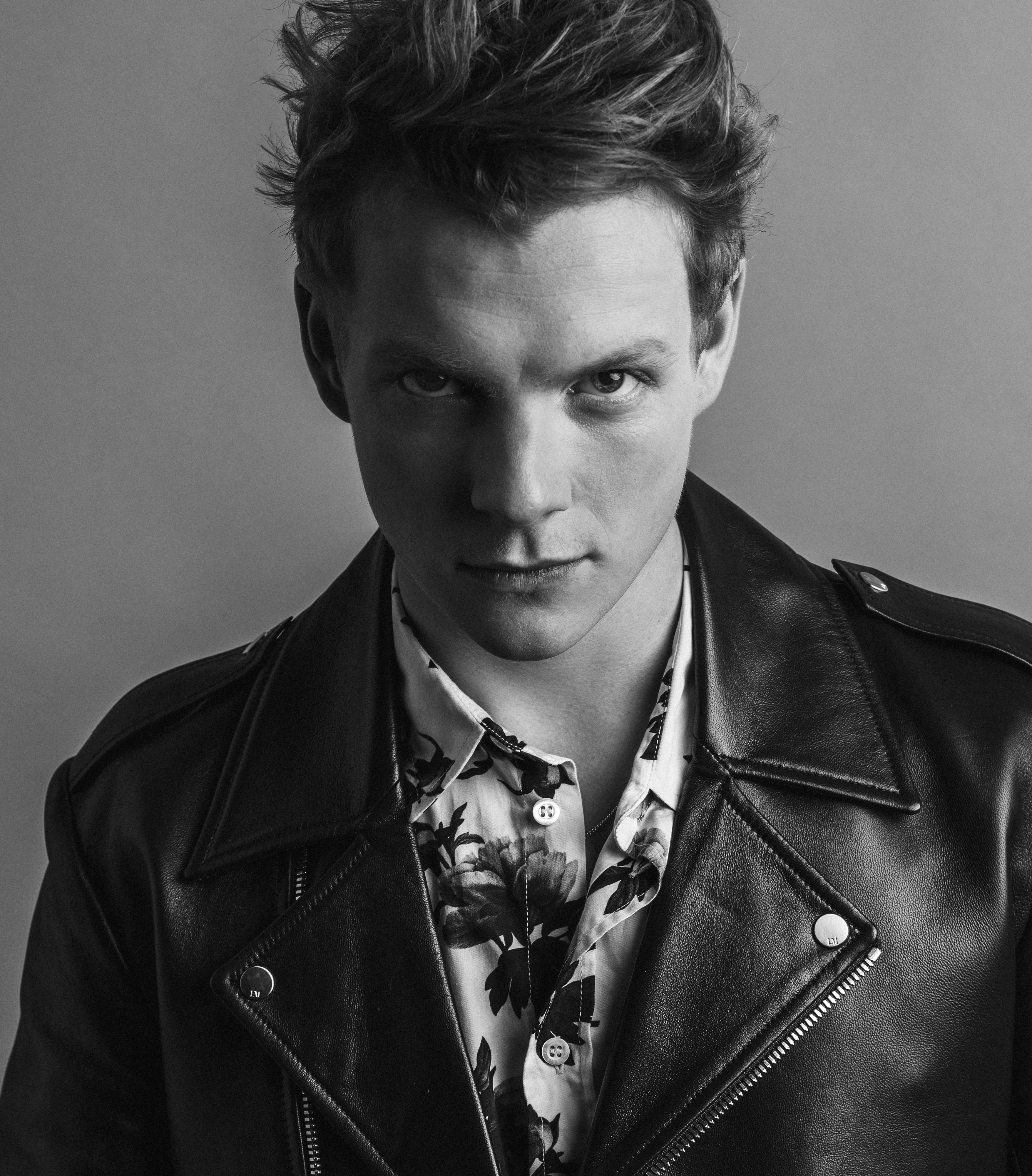 帕特里克·吉布森的写真-Vulkan by Joseph Sin...