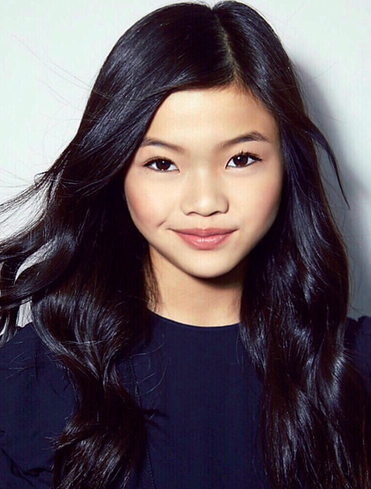 米娅·切赫的写真