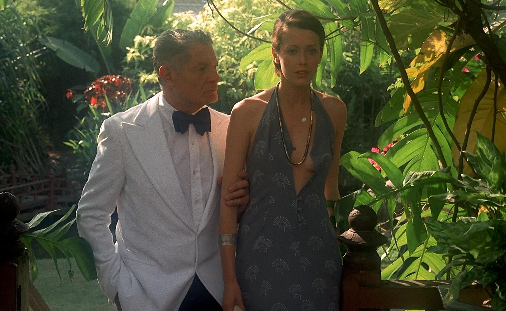 阿兰·居尼的写真-《艾曼妞》