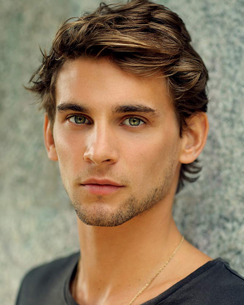 弗莱迪·索普的写真