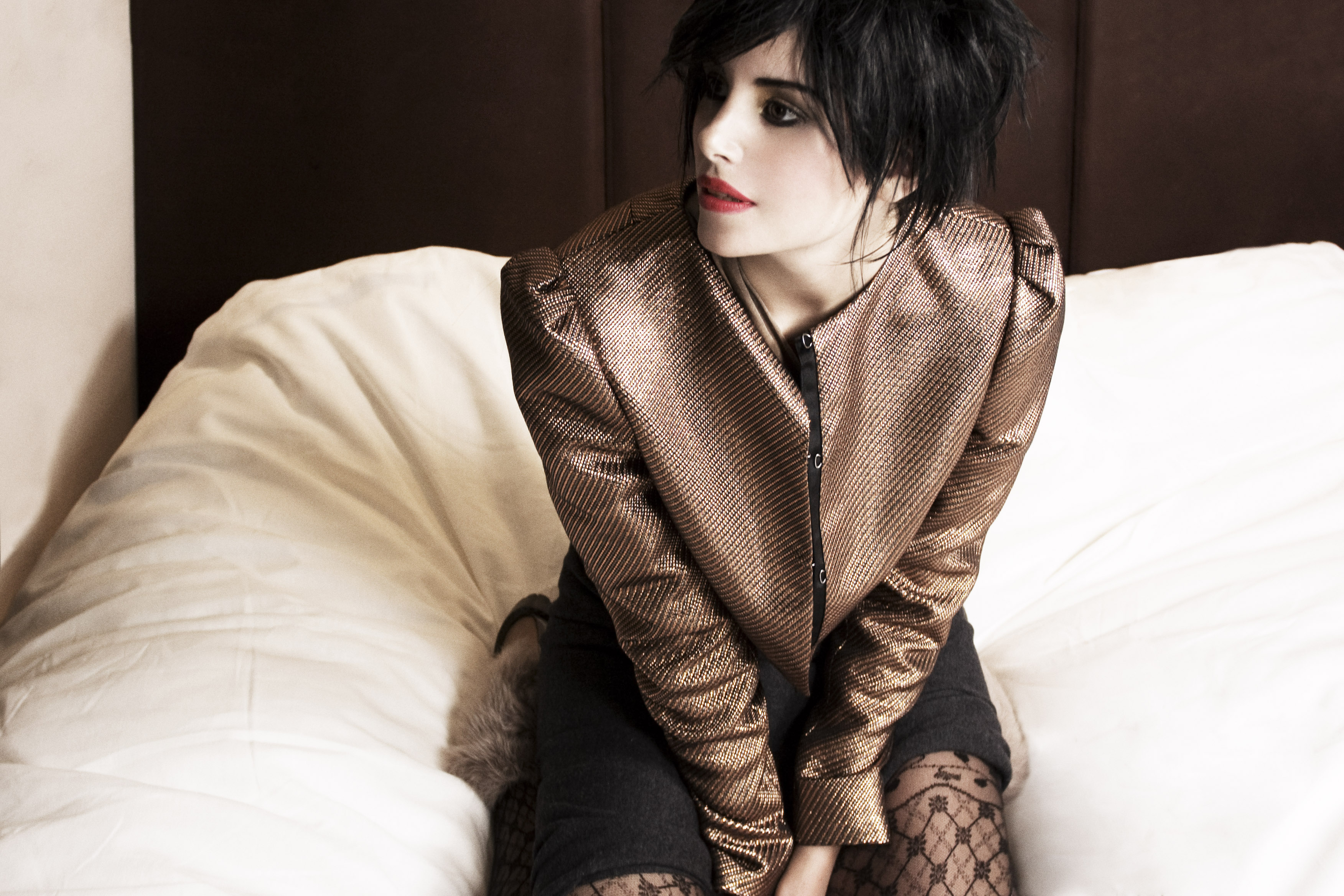 露易丝·莫诺特的写真