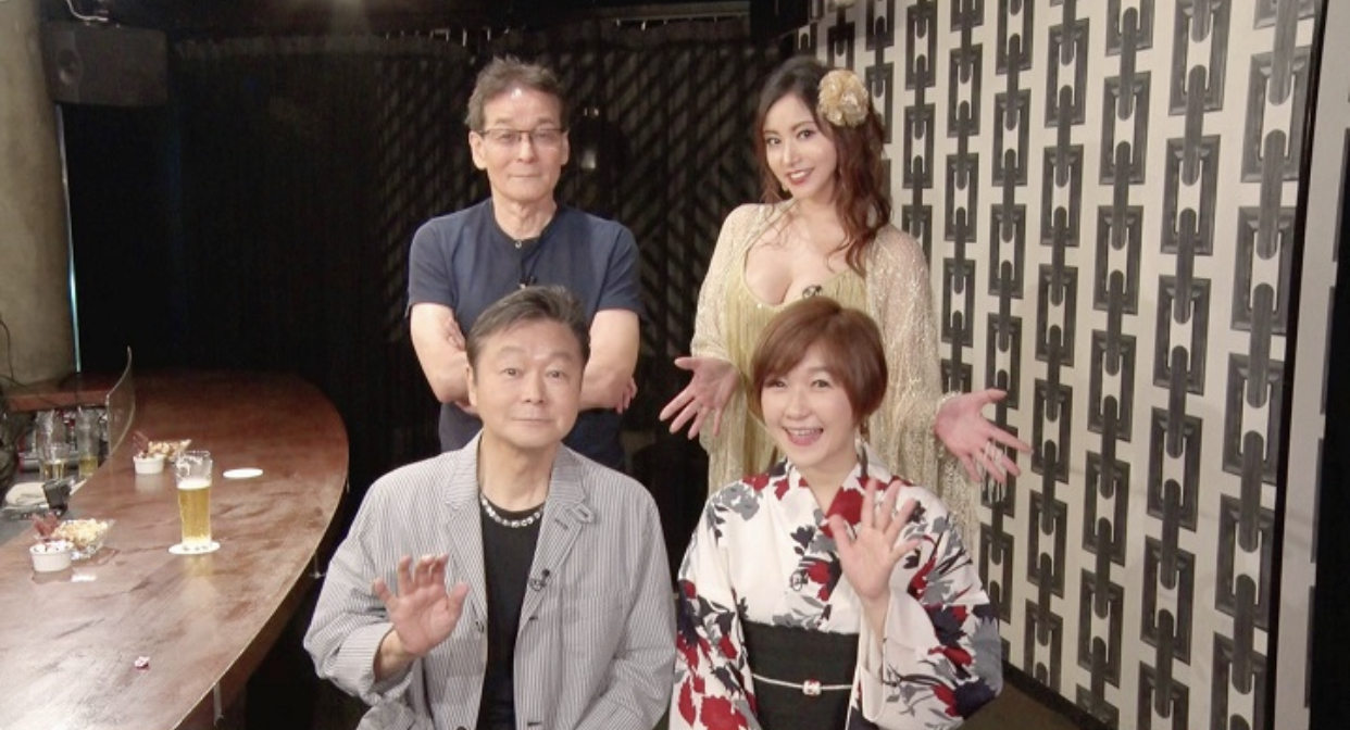 若本规夫的写真