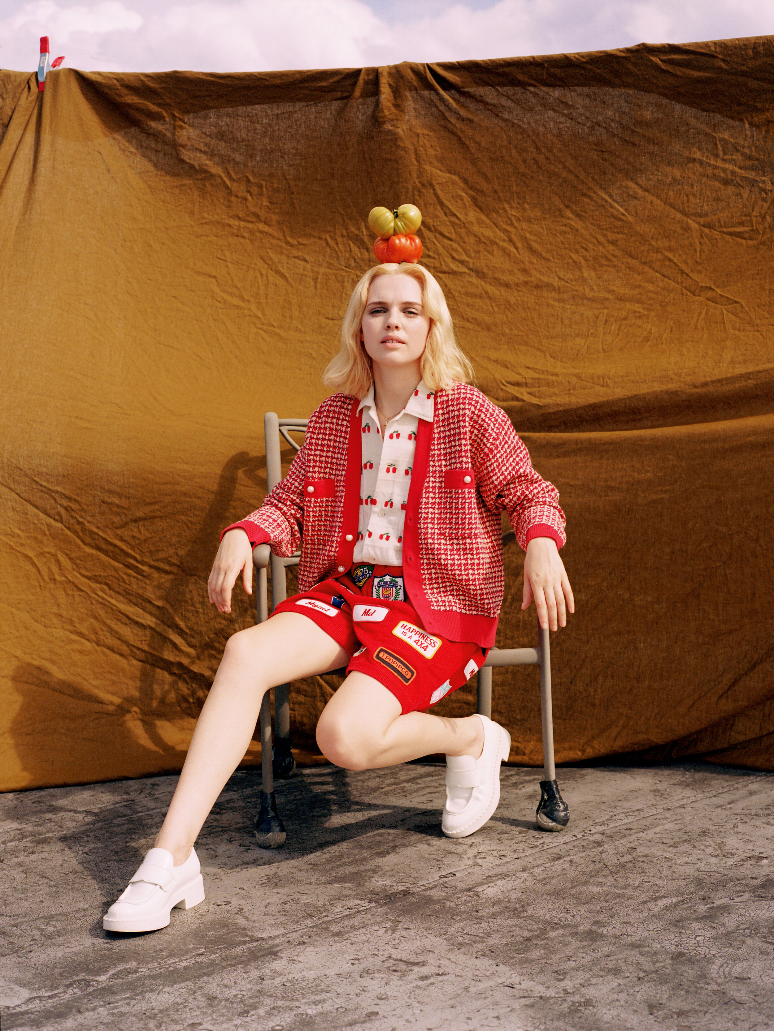 奥黛莎·杨的写真-Wonderland by Megh...