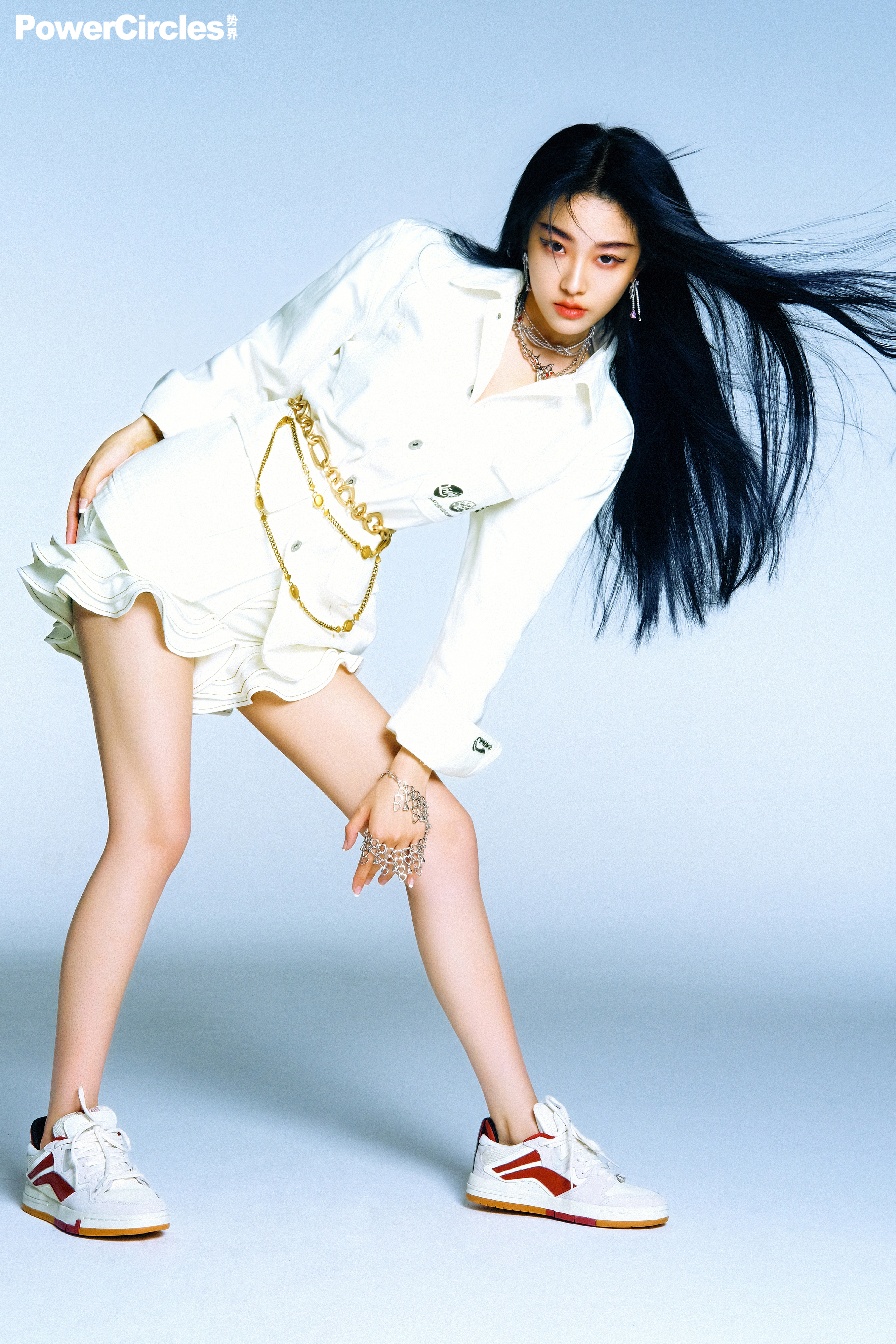 喻言的写真-喻言杂志《势界POWE...