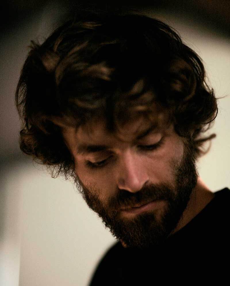 亚尼克·雷乃的写真