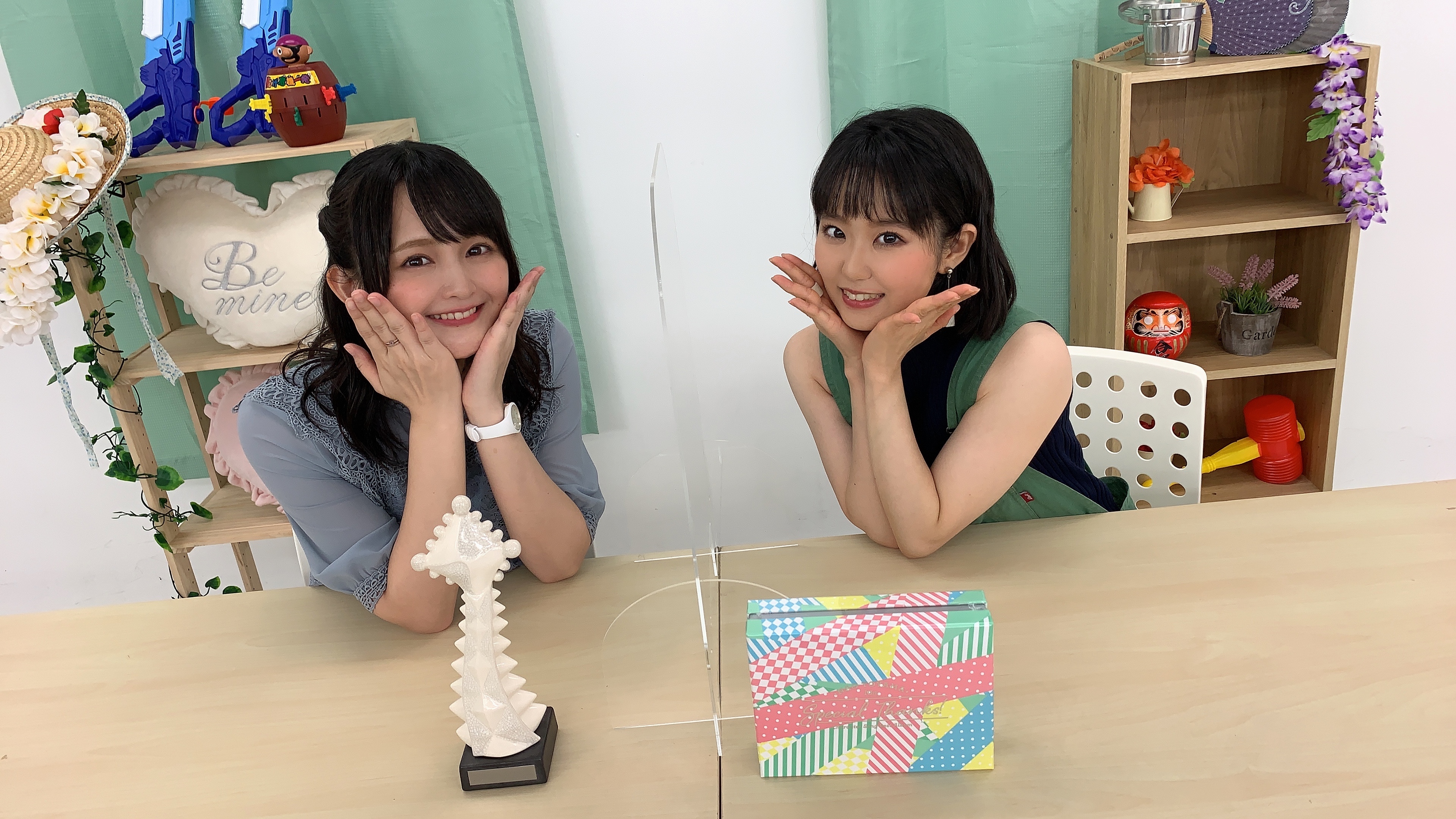 东山奈央的写真