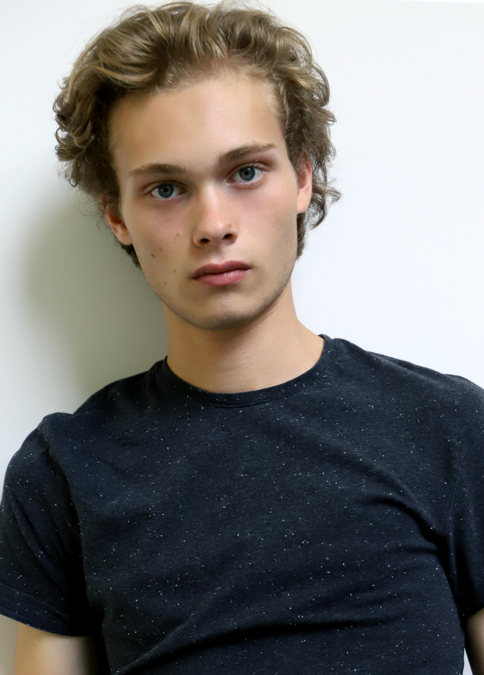 朱勒斯·霍普兰的写真