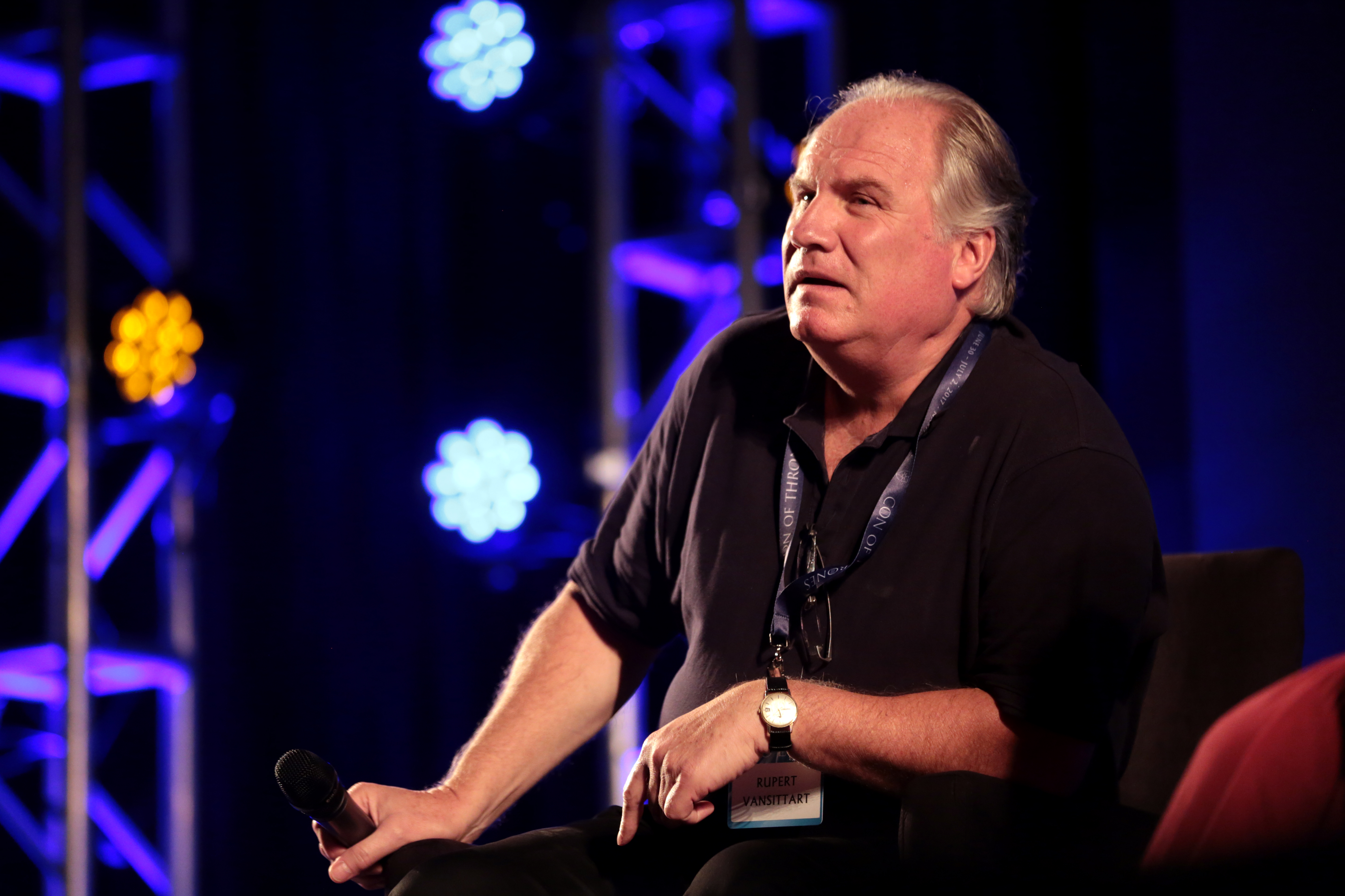 鲁珀特·范西塔特的写真