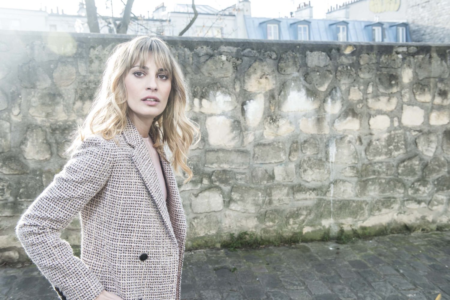  斯维娃·阿维蒂的写真