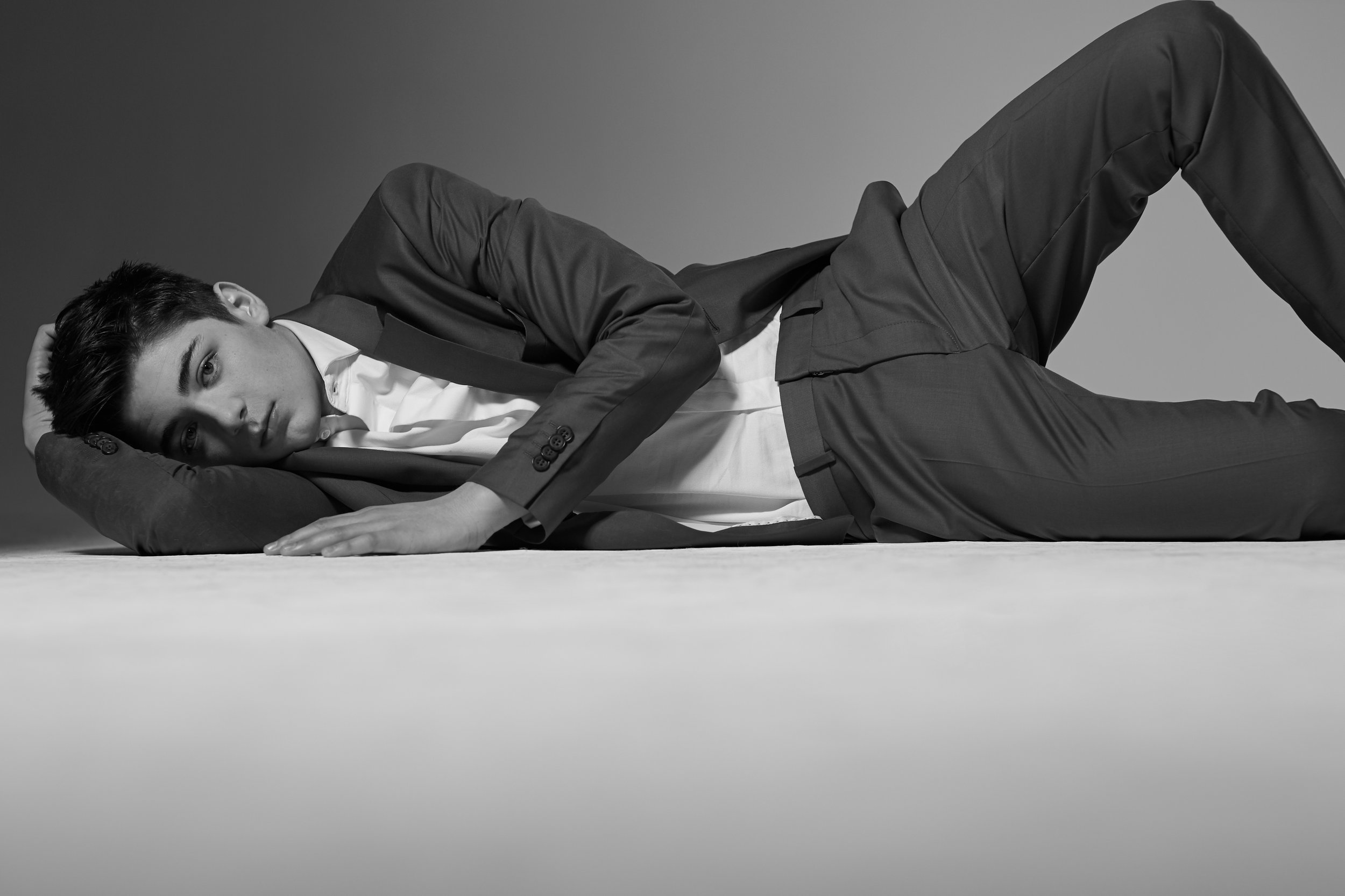 亚瑟·安其的写真-for Flaunt Magazine