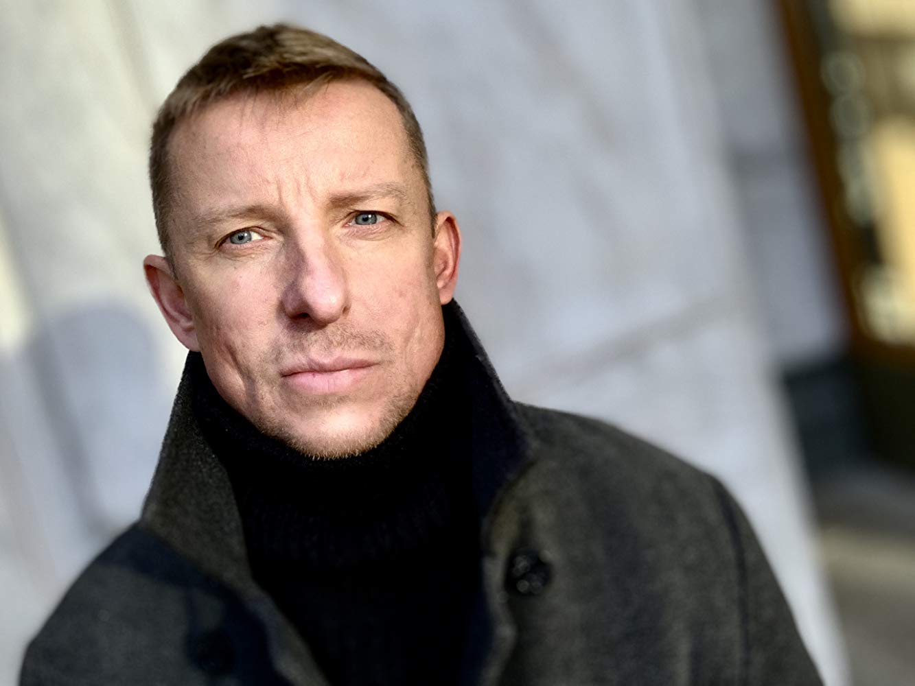 拉多斯劳·凯姆的写真