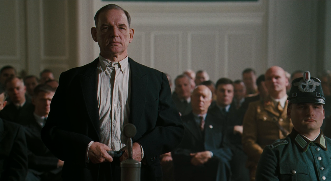 大卫·斯科菲尔德的写真-2008《刺杀希特勒》...