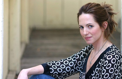 劳拉·克利夫顿的写真