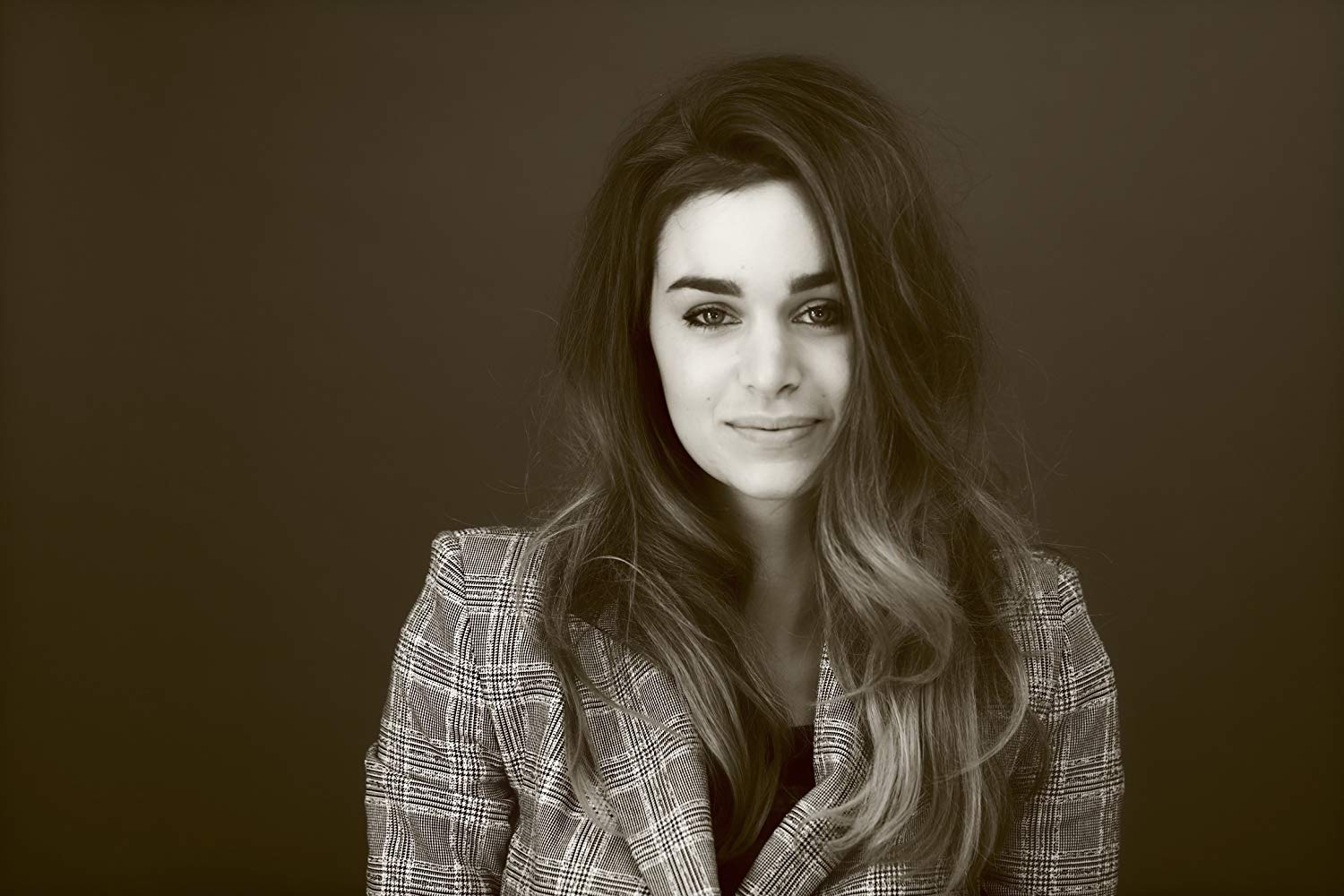 艾莉莎·巴奇尔·贝的写真