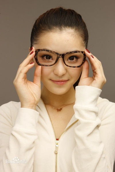 李正彦琦的写真-李正彦琦