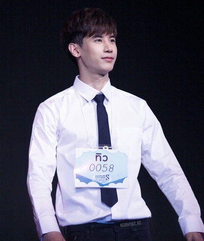 Khunatipapisiri Korn的写真-吴俊