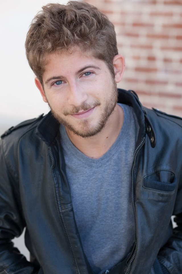 亚历克斯·D·林兹的写真