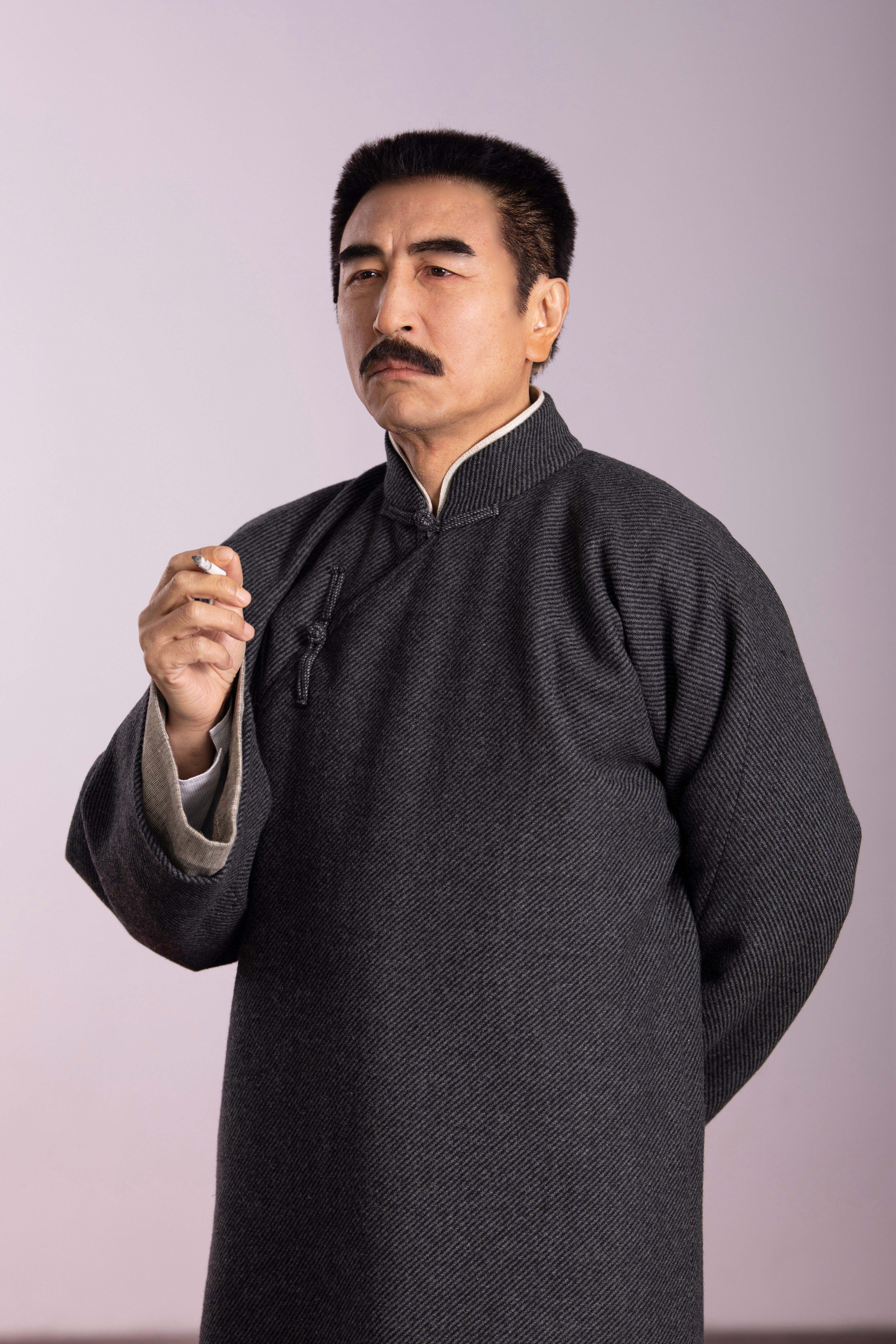 王洛勇的写真-话剧《前哨》饰 鲁迅