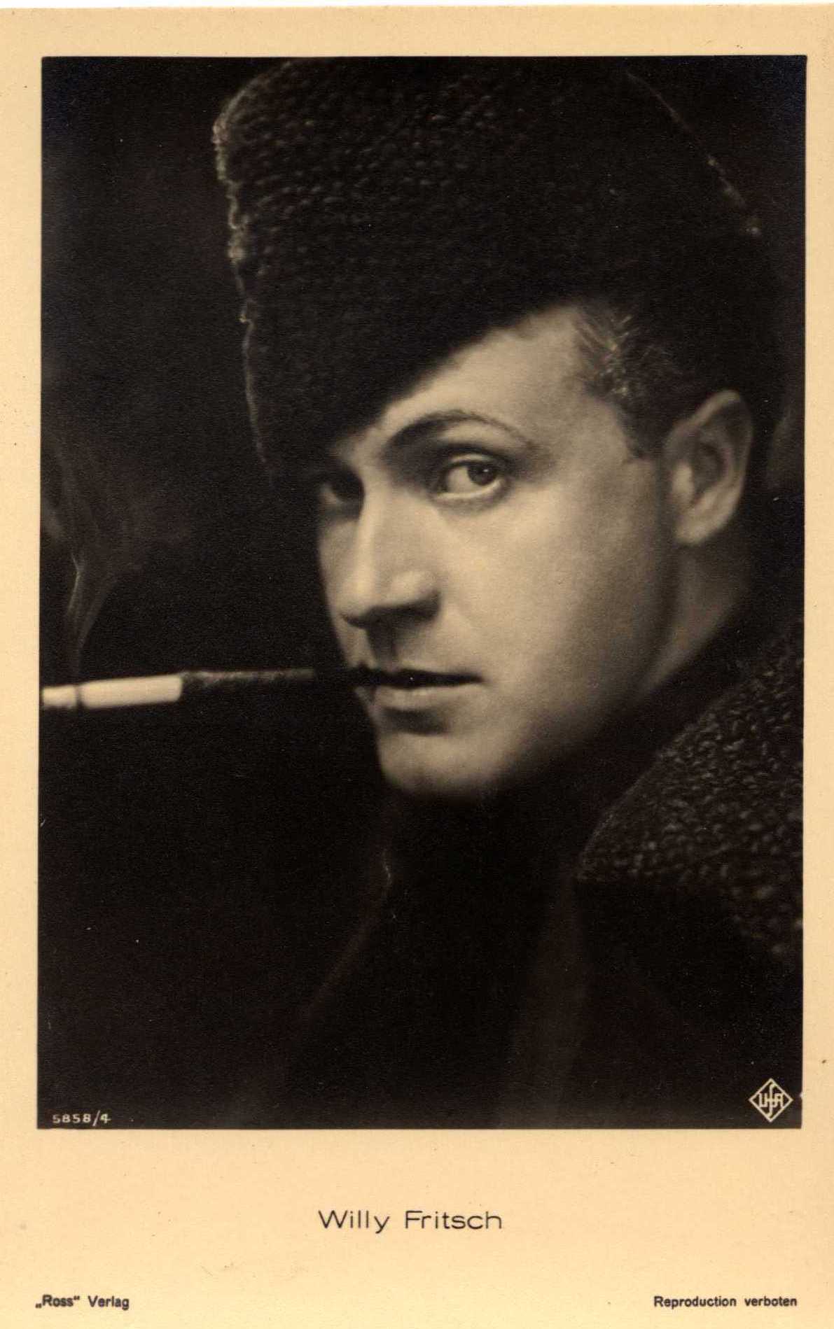 维利·弗里奇的写真