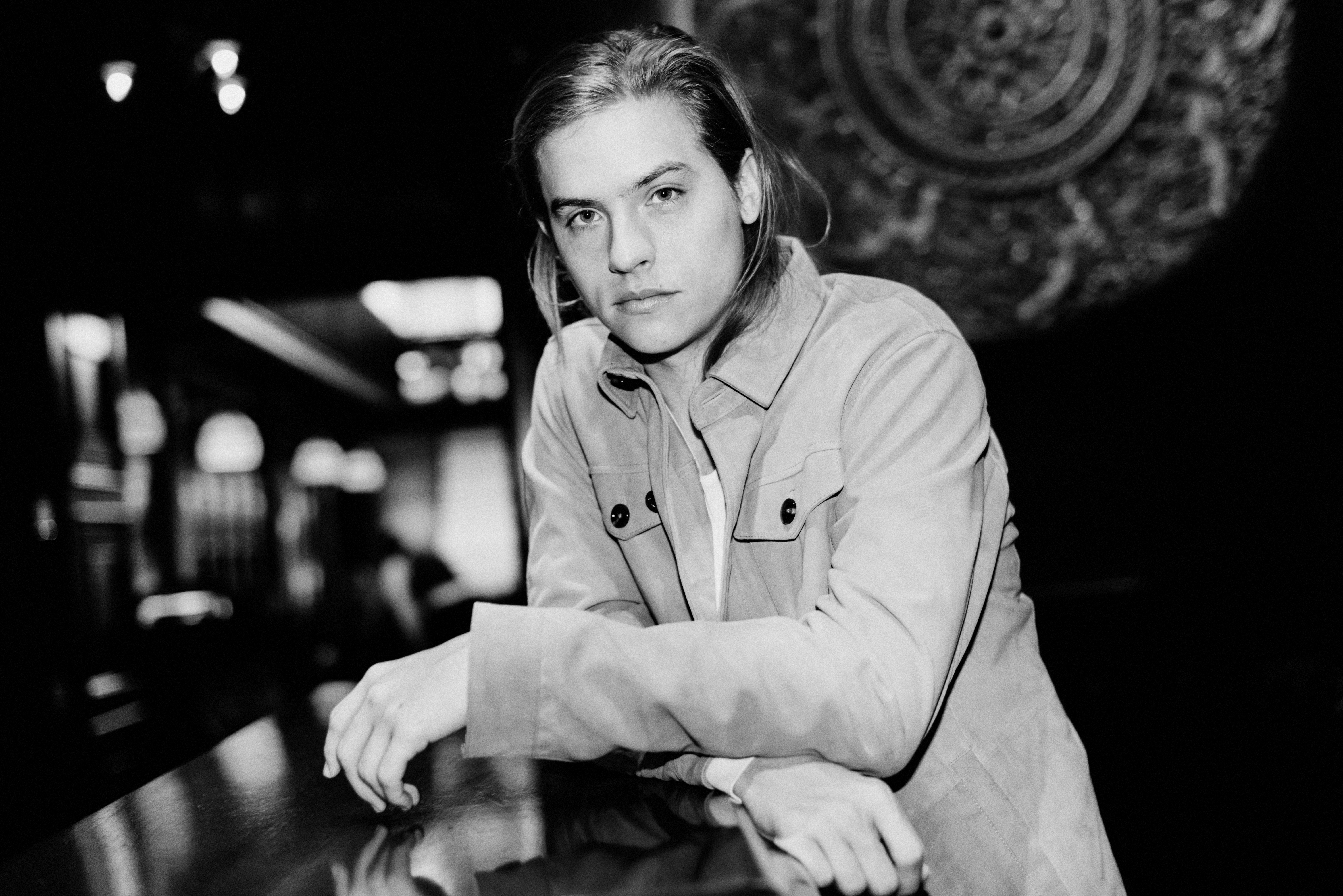 迪伦·斯普罗斯的写真-W Magazine by Shaw...