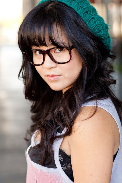 凯莉·玛丽·陈的写真