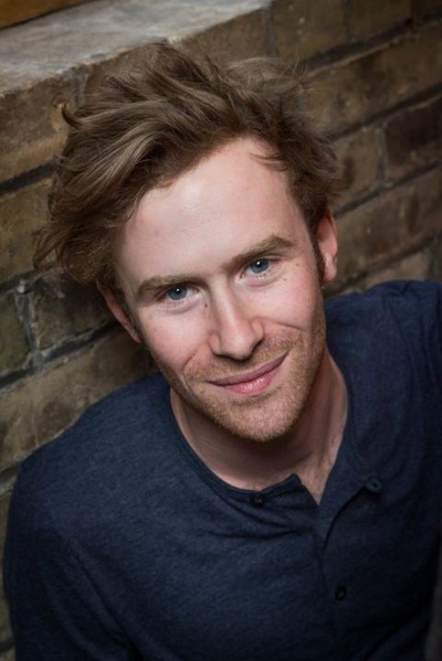 马克·兰道尔的写真