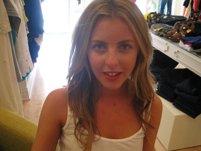 荷莉·迈耶斯-舒耶的写真-Hallie Meyers-Shyer