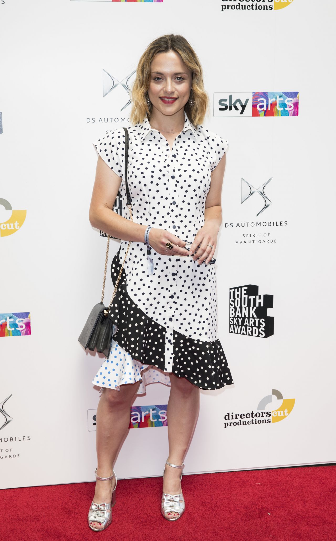 佐伊·塔珀的写真