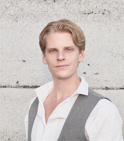 塞缪尔·默瑟的写真