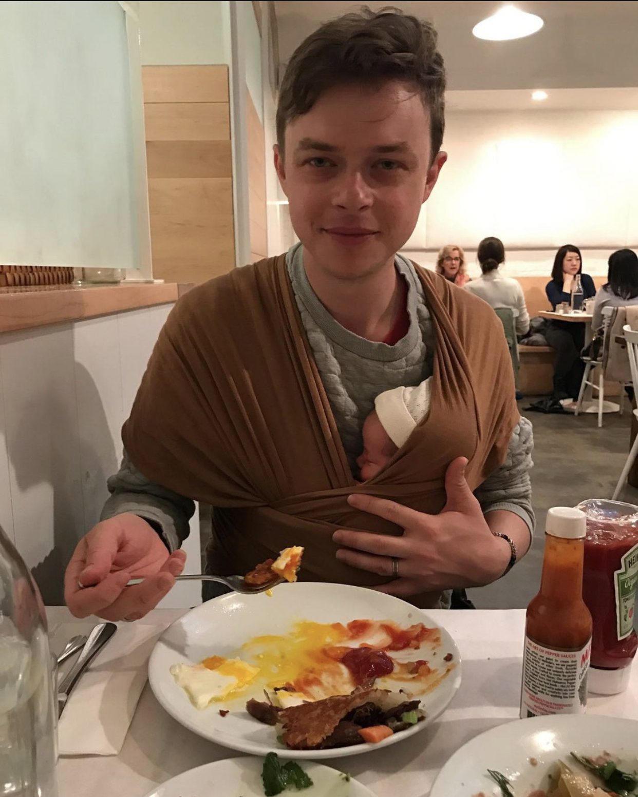 安娜·伍德的写真