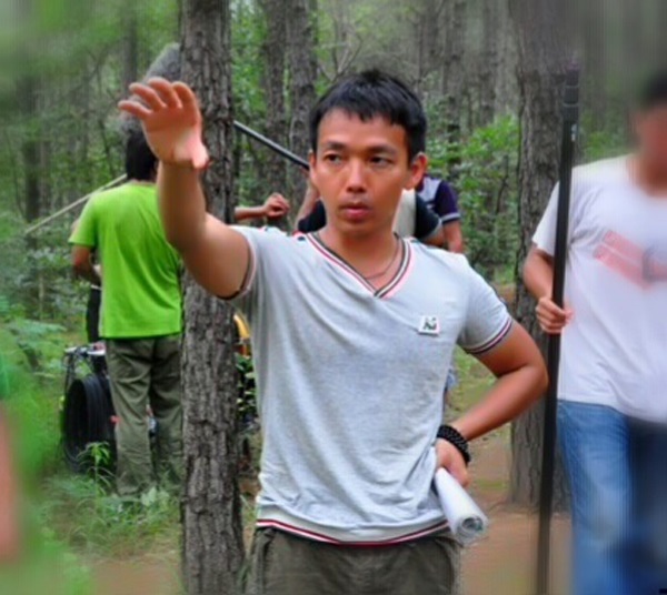 张毅的写真-http://www.quyuanjing...