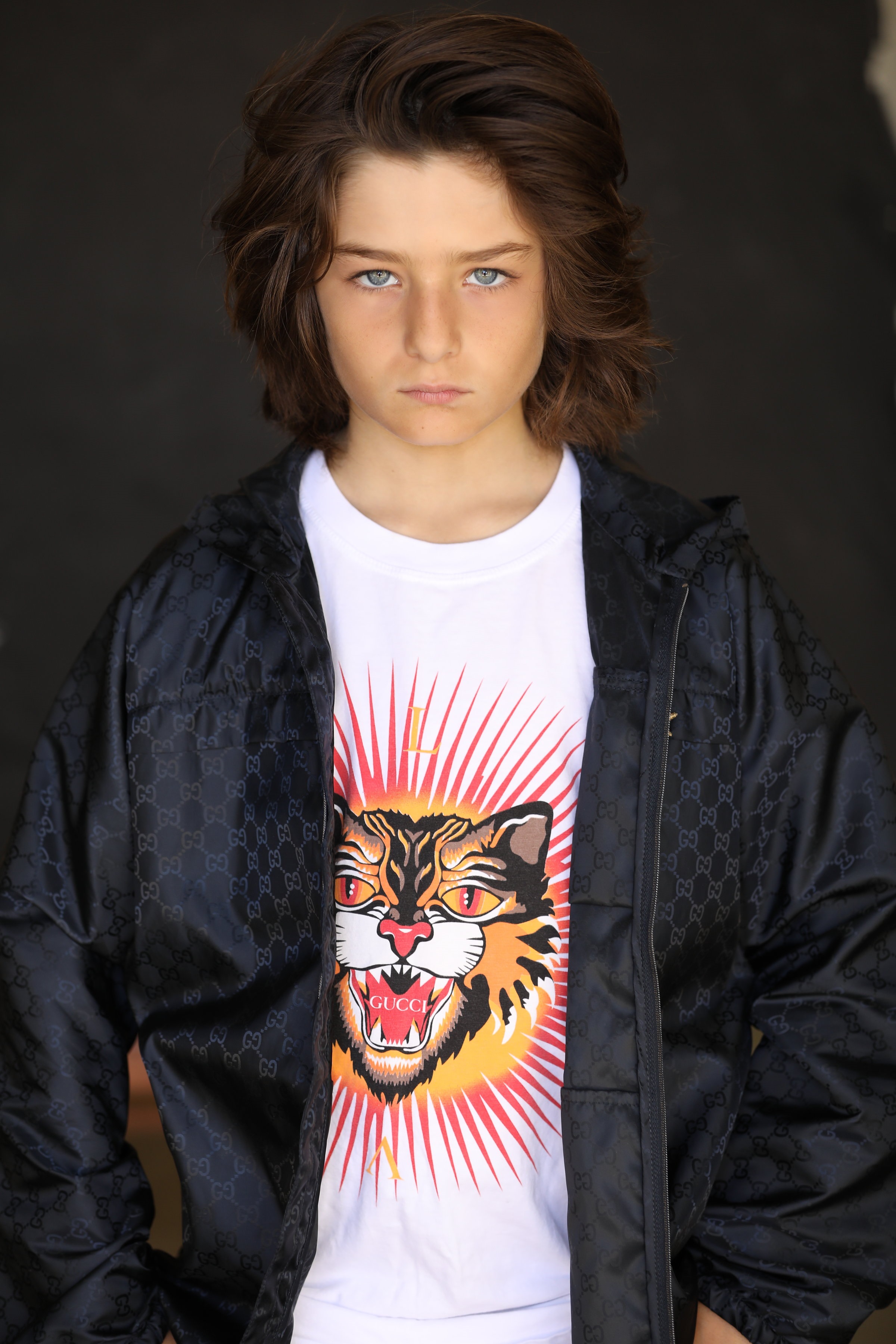 桑尼·苏尔季克的写真