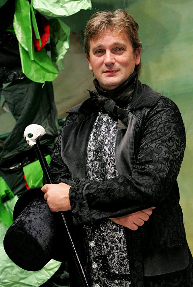 西蒙·谢泼德的写真