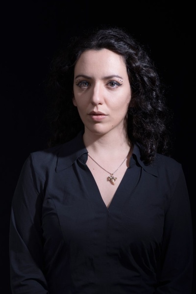 博格纳·F·马丁的写真