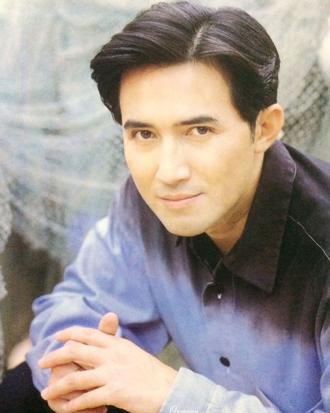 察猜·本班尼的写真