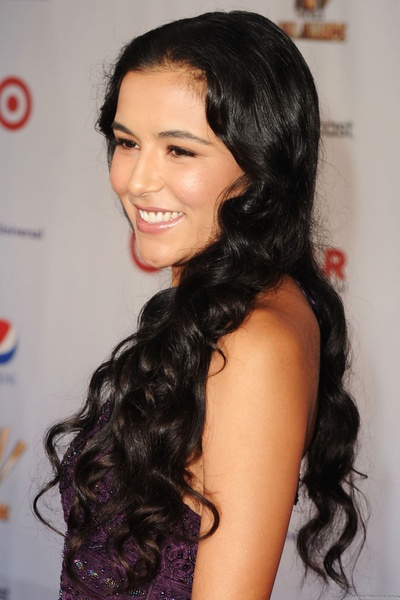 艾米莉·里奥斯的写真